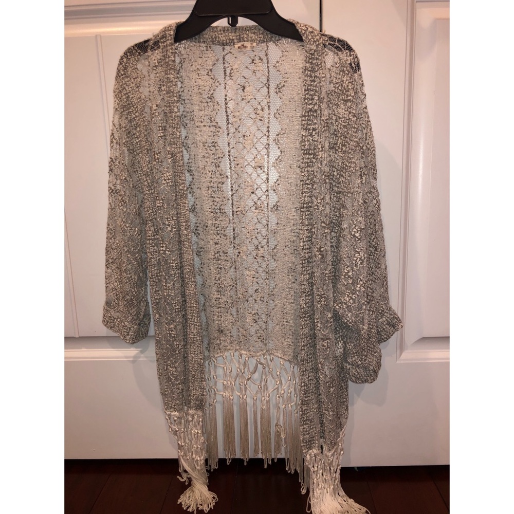 Hollister Kimono